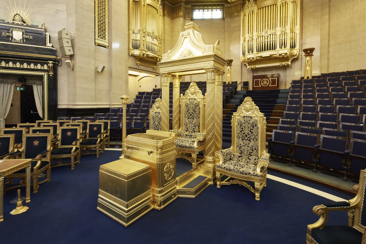 Next week, Freemasons' Hall will host the Annual #Investiture of 🔵Craft and 🔴Royal Arch #Freemasons!

Congratulations to all those receiving their First Appointments or Promotions 👏 

Are you coming to Freemasons' Hall next week? Let us know in the comments!