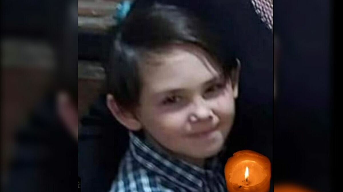 CerfiaFR's tweet photo. 🇧🇪 DRAME | Un petit garçon de 9 ans a été battu à mort par sa mère et son beau-père avant d'être jeté dans une rivière près de #Gand, en #Belgique. 

👉 Son corps a été violenté de coups de ceinture, de poing ou encore aspergé d'eau glacée ou bouillante avant son décès. https://t.co/uZ3snAx9Ga