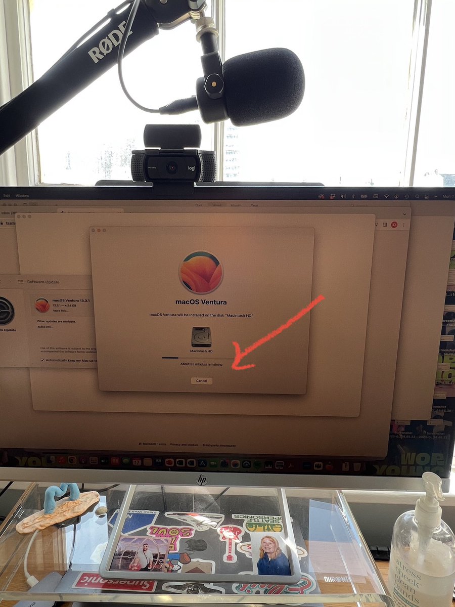 Supersonic_Inc's tweet image. Universe - should I watch Succession or do more work? Thanks Universe 😀😀😀#macupdate