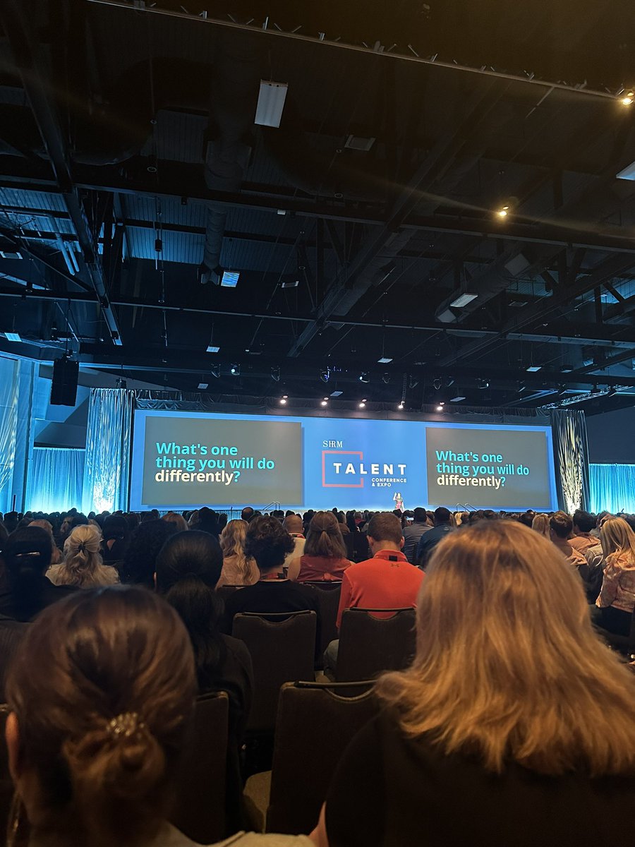 hello from Orlando, FL!! Some COPT team members are in the sunshine state this week to learn more about recruiting and retaining top talent ☀️