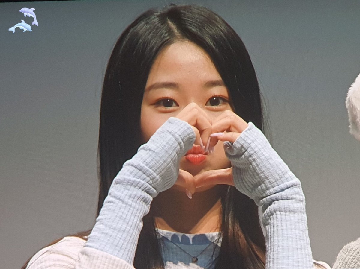 ChaeLo__'s tweet image. 230417 프리뷰🍯🌕🥰

@cherrybullet 
#체리블렛 #CherryBullet #박채린 #채린 #CHAERIN