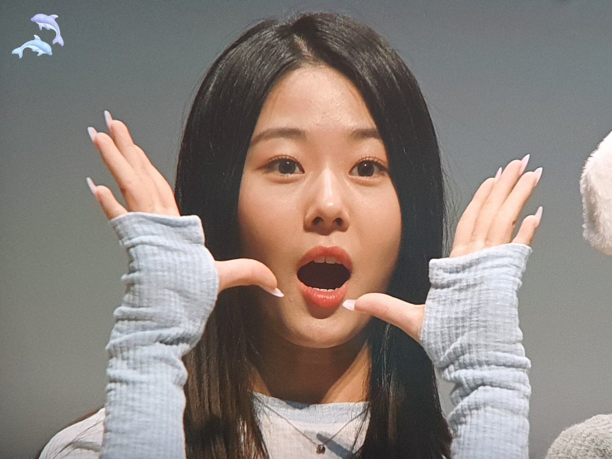 ChaeLo__'s tweet image. 230417 프리뷰🍯🌕🥰

@cherrybullet 
#체리블렛 #CherryBullet #박채린 #채린 #CHAERIN