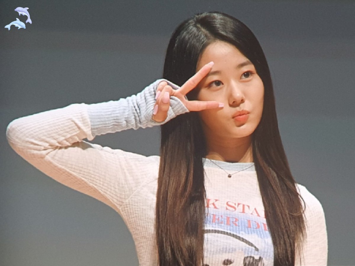 ChaeLo__'s tweet image. 230417 프리뷰

@cherrybullet 
#체리블렛 #CherryBullet #박채린 #채린 #CHAERIN