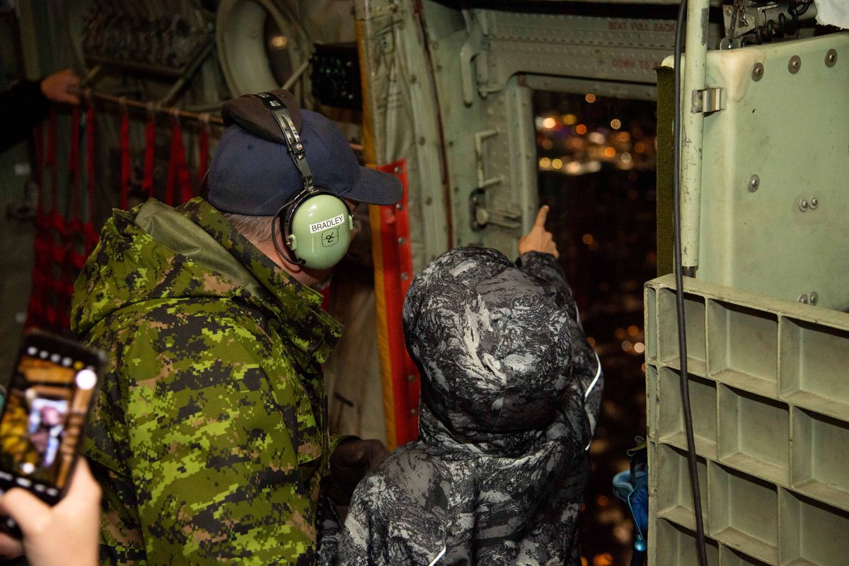 #DYK April is the Month of the #MilitaryChild. Our military children bring us joy, perspective and the motivation to do better.  Sharing the unique facets of #RCAF life makes serving 🇨🇦 more meaningful.  To all military children: thank you for your resiliency and support!