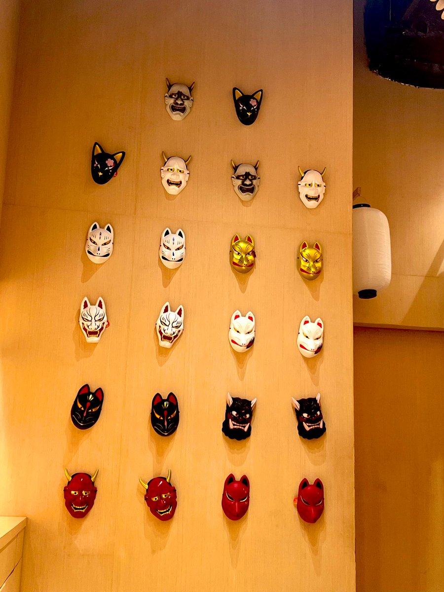 LayYou's tweet photo. Wall of masks https://t.co/KjDdcJ7zz7