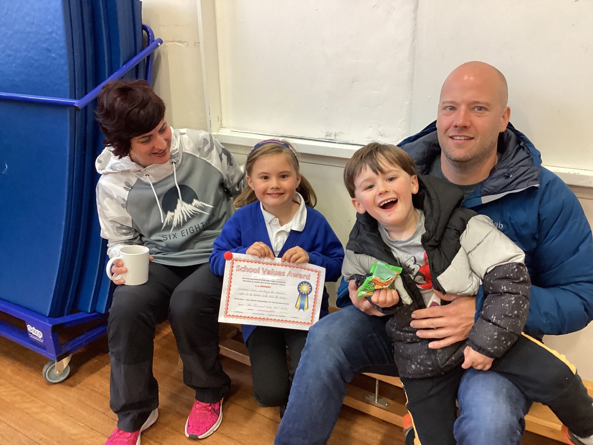 HinchMillSchool's tweet photo. After the Value Awards assembly, the winners had some sweet treats and juice with their invited family members to celebrate their achievements
#FledgeAndFlyHigh #BeHonest #CommunicateClearly #BeResepctful #HaveConfidence #EmbraceResponsibility #SupportOneAnother #BeResilient https://t.co/A8CuvydvZh