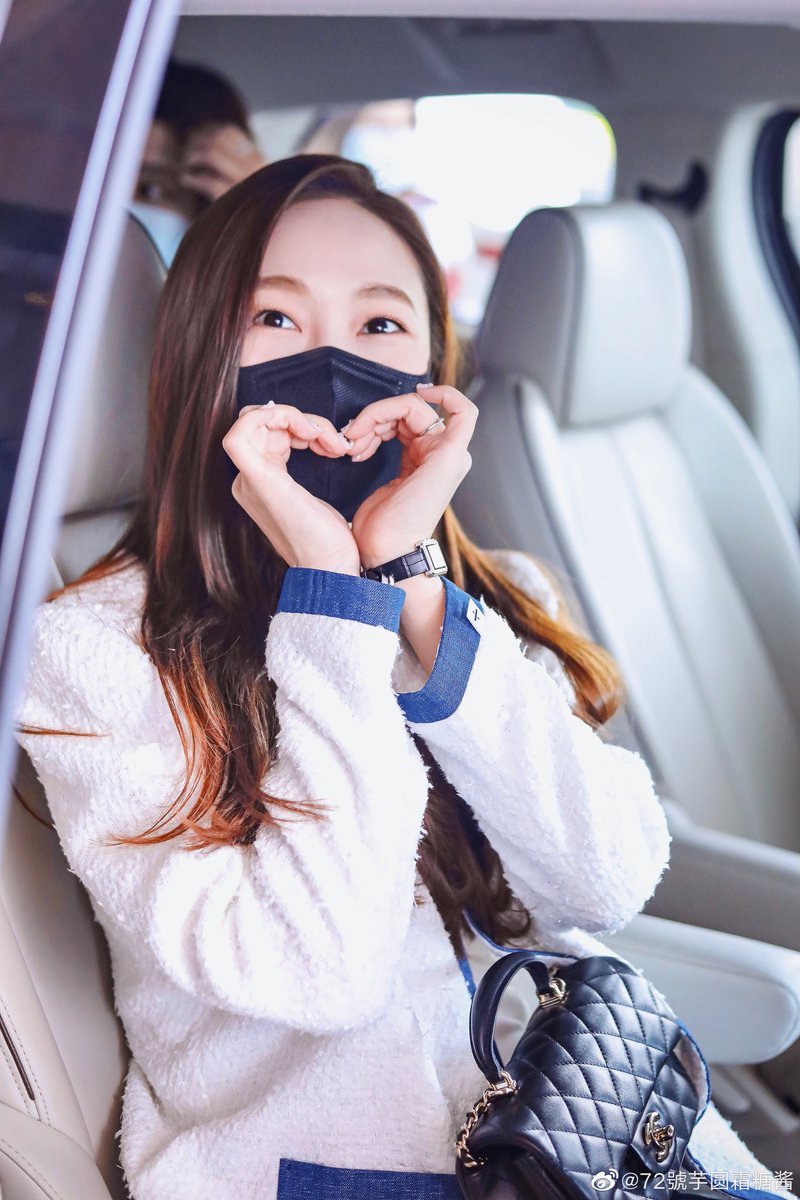 n년전 오늘의 제시카 tweet media