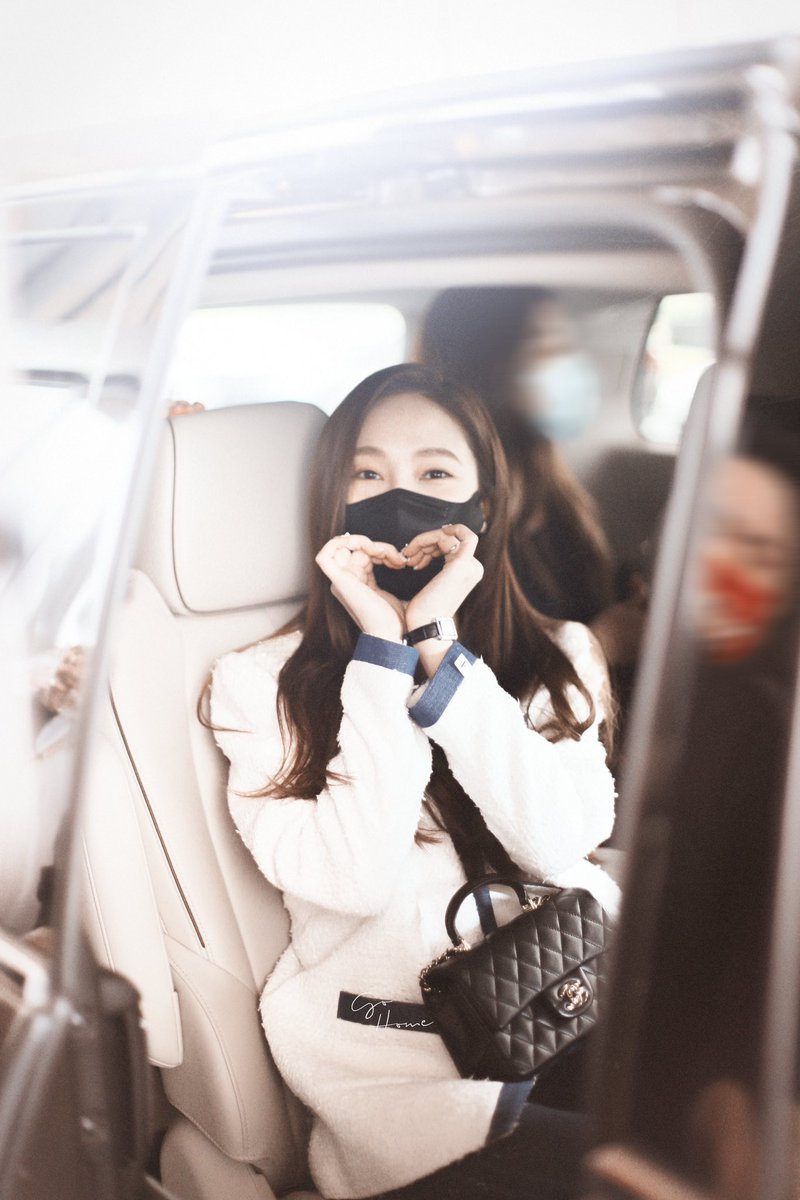 n년전 오늘의 제시카 tweet media