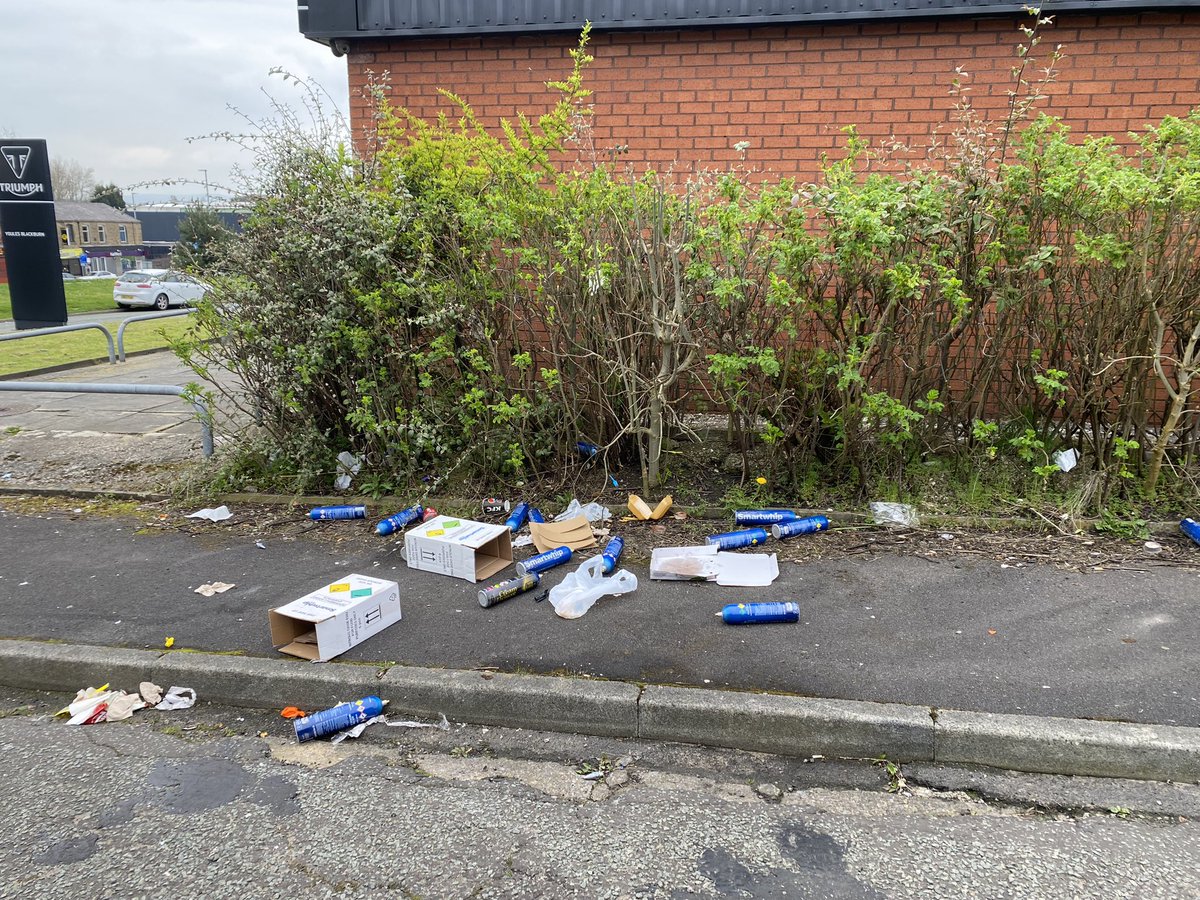 What sort of chimp leaves a mess like this. # teamyoules