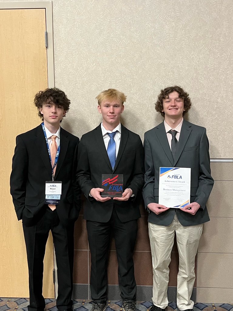 GlimpseofGHS's tweet photo. The Grainger High School FBLA club attended the State Leadership Conference in Chattanooga, TN on April 3-5. https://t.co/ErumVC3aS3