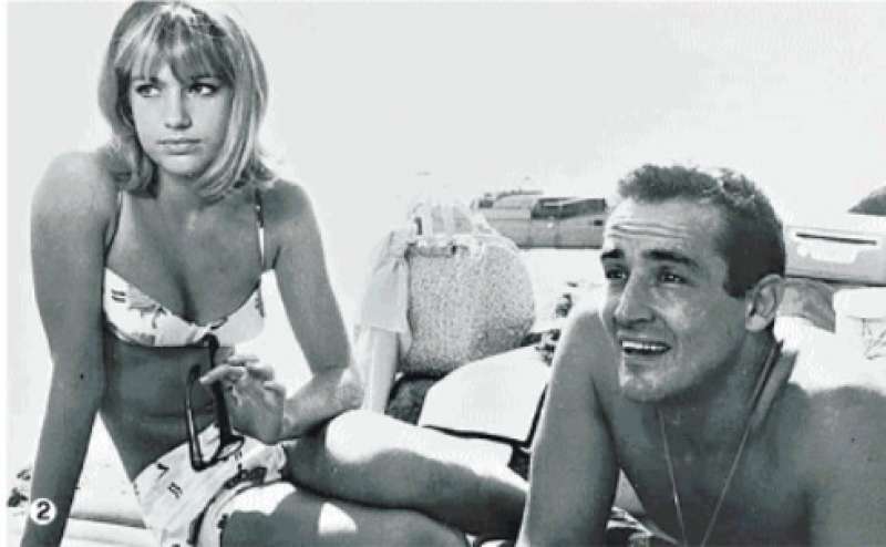 #TRIBUTO

   #CatherineSpaak
†#17aprile 2022
 #OTD

Catherine Spaak
#icon
(pic da 🎥 Il Sorpasso)