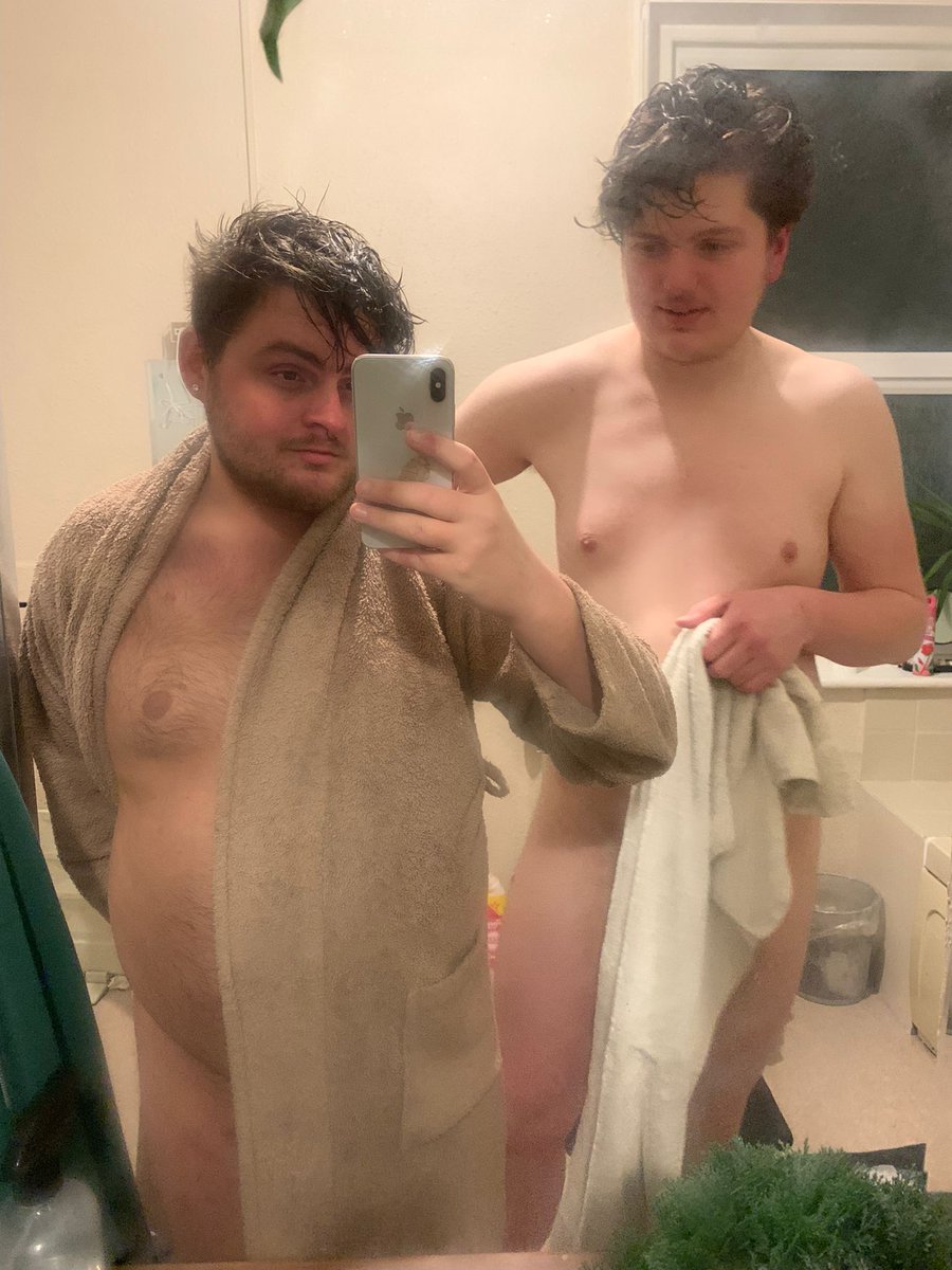 t_timewithwhism's tweet photo. Throwback to just before we went on holiday, wish we were still there 😭🏖️🏖️ https://t.co/hYwOT5LZ78