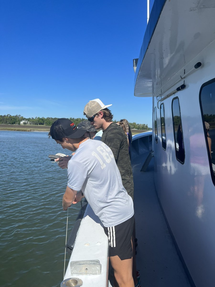WCDS_Science's tweet photo. Students in the Marine Biology class went on a 4 day trip to the marine research lab at UNCW and completed research projects while there. This was an unforgettable experience for these students!  #WCDSScience #WCDSBiology #WCDSAcademicExcellence #WCDSUpperSchool https://t.co/5Ww4eV210e