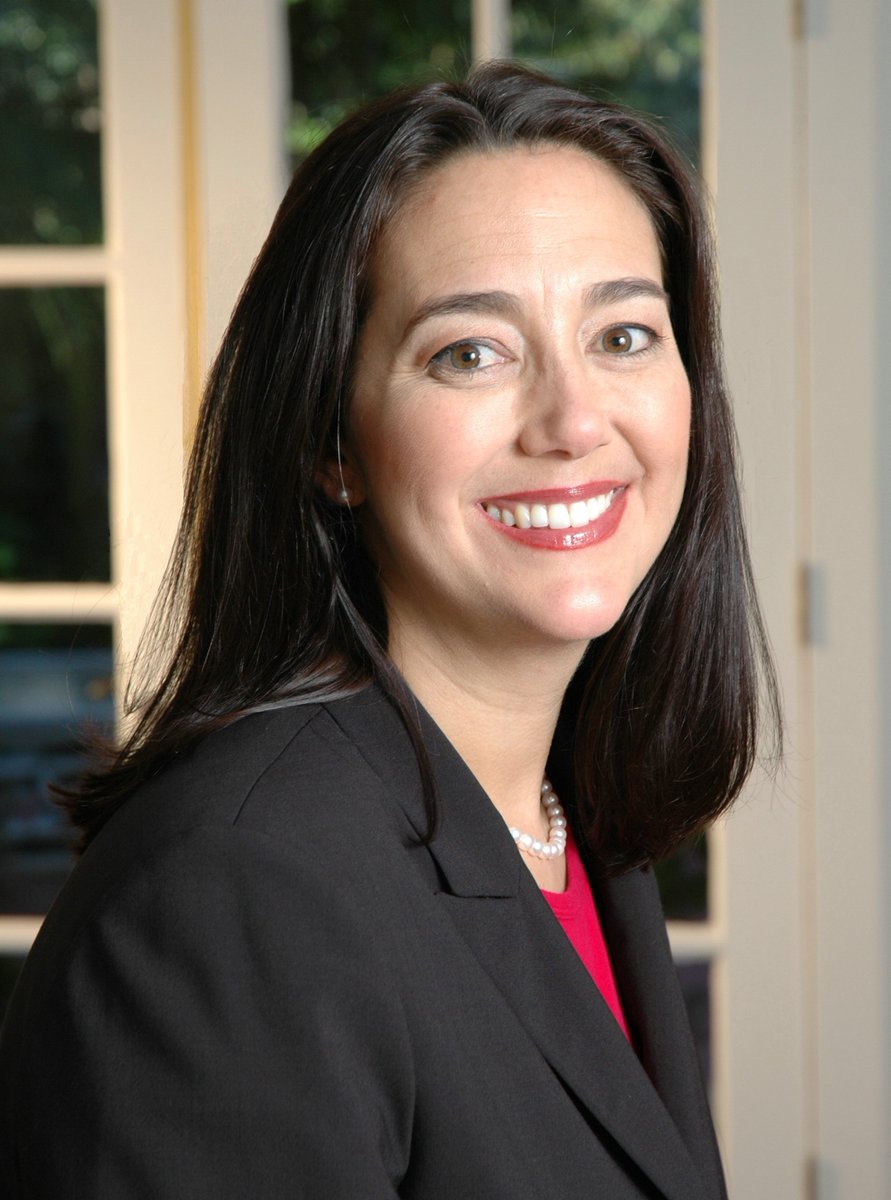 We are VERY excited to welcome Erin Gruwell as the keynote speaker at our annual institute on May 23rd! Learn more and register to attend at the link below.
sacredheart.edu/academics/coll…

<a href="/ceanews/">Connecticut Education Association (CEA)</a>