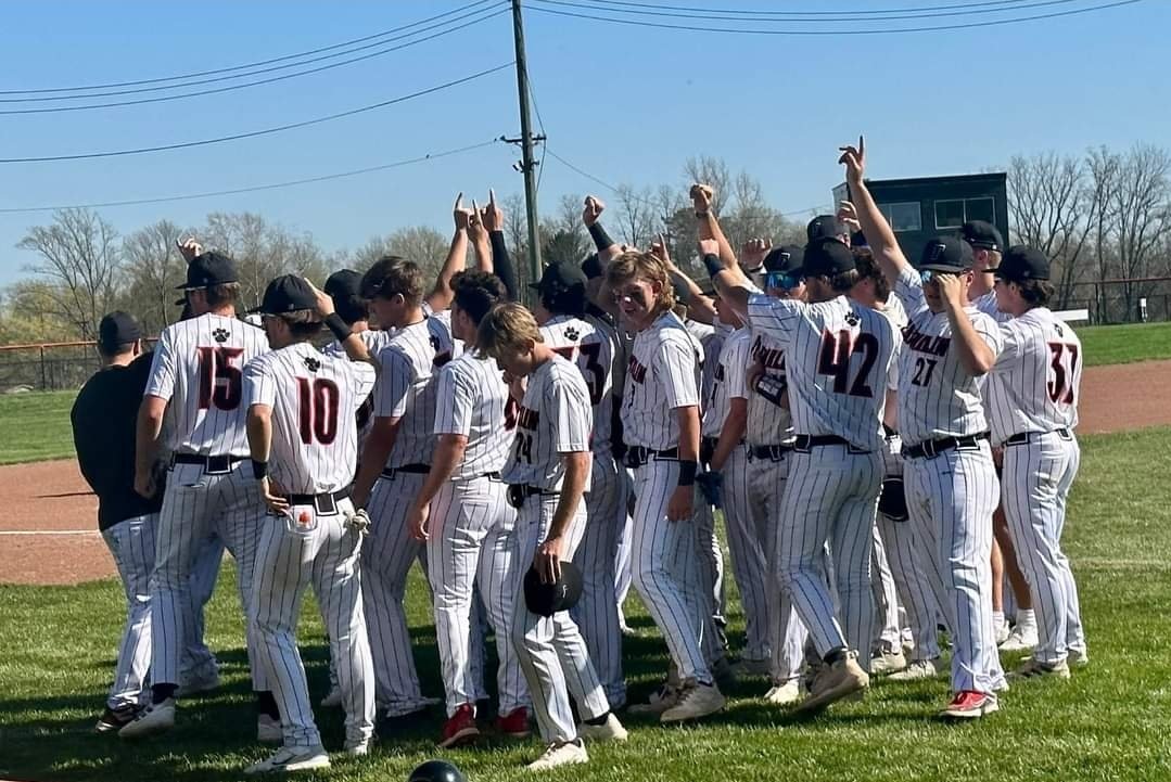 5pm Today - Bundle up &amp; head over to Madison to root on you're Wildcats !!