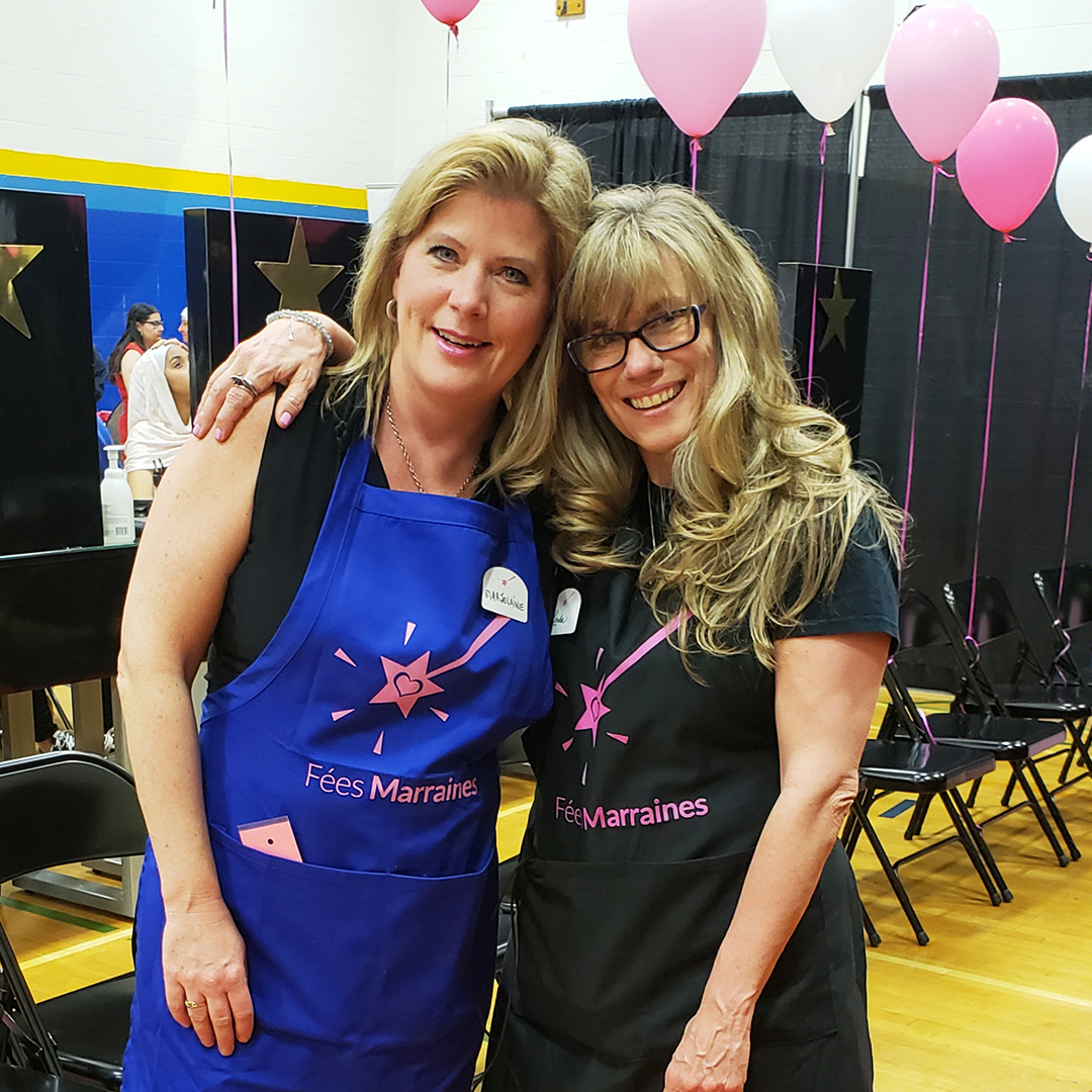 Bell's tweet photo. In honor of National Volunteer Week, we recognize our #TeamBell members who give back in their communities. In 2022, they volunteered more than 100,000 hours to 1,200 charitable organizations. 💙👏 #NVW2023 #BellforBetter https://t.co/Xp0WW15UH9
