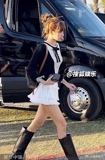 art36463169's tweet photo. #LISA extends her record as the K-Pop Artist with the most hashtags and taglines combined reaching 1 MILLION TWEETS this year! (14 in total) 🔥

LISA COACHELLA COMEBACK
#LisachellaIsHere https://t.co/cUwhl1MmjJ