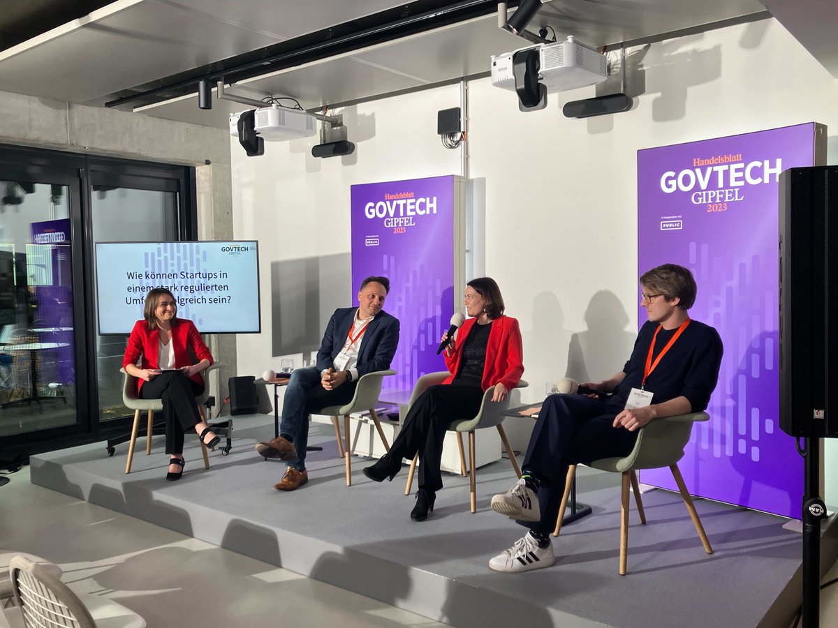 Wie können #Startups in stark regulierten Umfeldern erfolgreich sein? Und wie behalten sie auf dem internationalen Markt den Überblick? Das diskutieren Robert Delille von <a href="/revolutapp/">Revolut</a>, <a href="/amalkassar/">Ammar Alkassar</a> vom <a href="/govtechcampus/">GovTechCampus</a> und Ellen Madeker von <a href="/airbnb/">Airbnb</a>.  #GovTechGipfel #HBGovTech