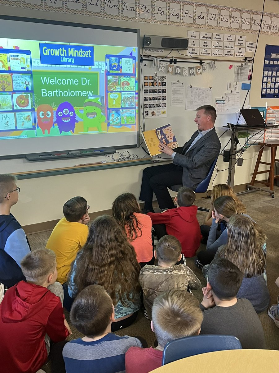 A big “thank you” shout out to <a href="/MitchBartYPS/">Mitch Bartholomew</a> for coming to read and give words of encouragement to my students on their upcoming NSCAS tests. #yorkdukes