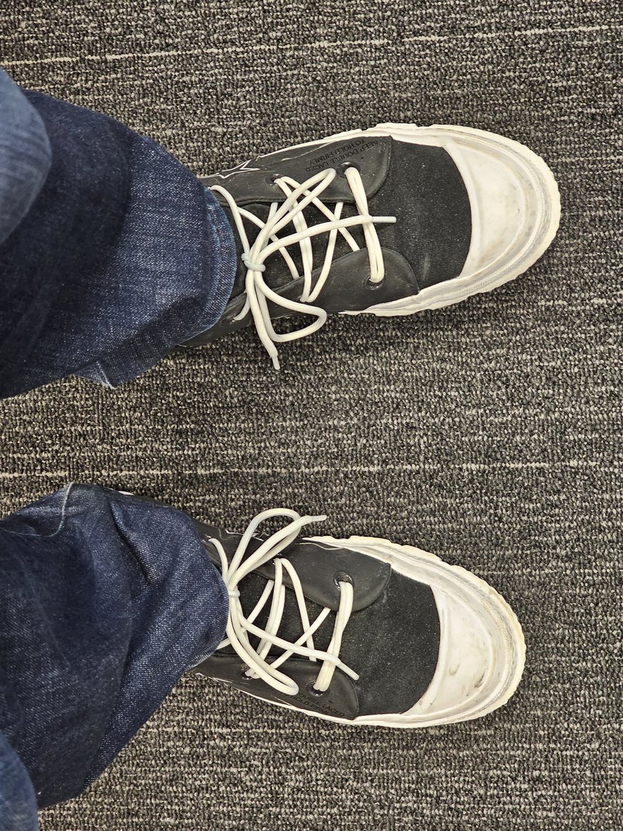 MWSpratt's tweet image. Converse All Star
Rain shoes