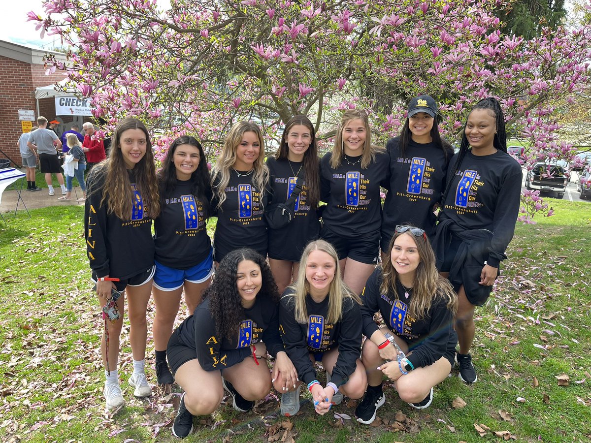 UPG_WBB's tweet photo. We participated in the Walk a Mile in Her Shoes event over the weekend to help raise awareness about gender-based violence! 

#walkblackburn https://t.co/Of7YFCReAj