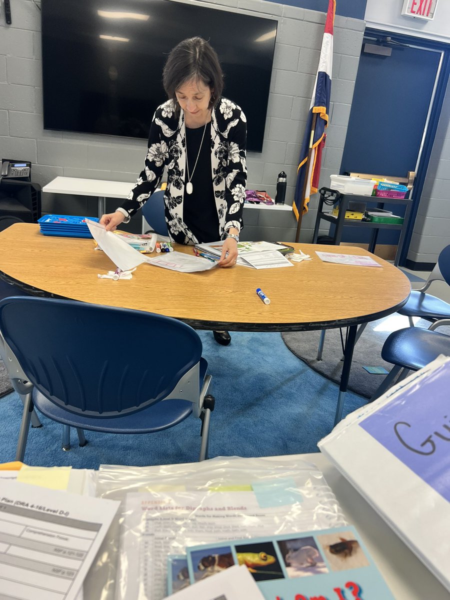 MissTEMiller's tweet photo. So grateful to have been able to work with @SundayCummins this year. It has been amazing to see self-growth and in return student growth! I am excited to continue this work next year and curious to see where our work will bring us as a school! @GracemorNKC @NKCSchools https://t.co/ke3oqrEsfF