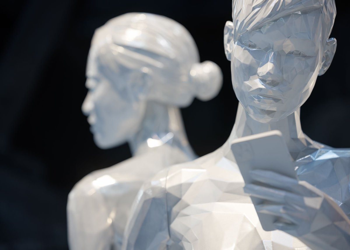 WindowFrance's tweet photo. Our new ICEBERG aluminum finish presented @euroshoptradefair on our FACETED mannequins🤍

#newfinish #facetedmannequin #displaydecor #displaymannequin #fashion #euroshop2023 #euroshop #windowfrance #silver #windowfrance #windowmannequins https://t.co/wiYFoWcAX3