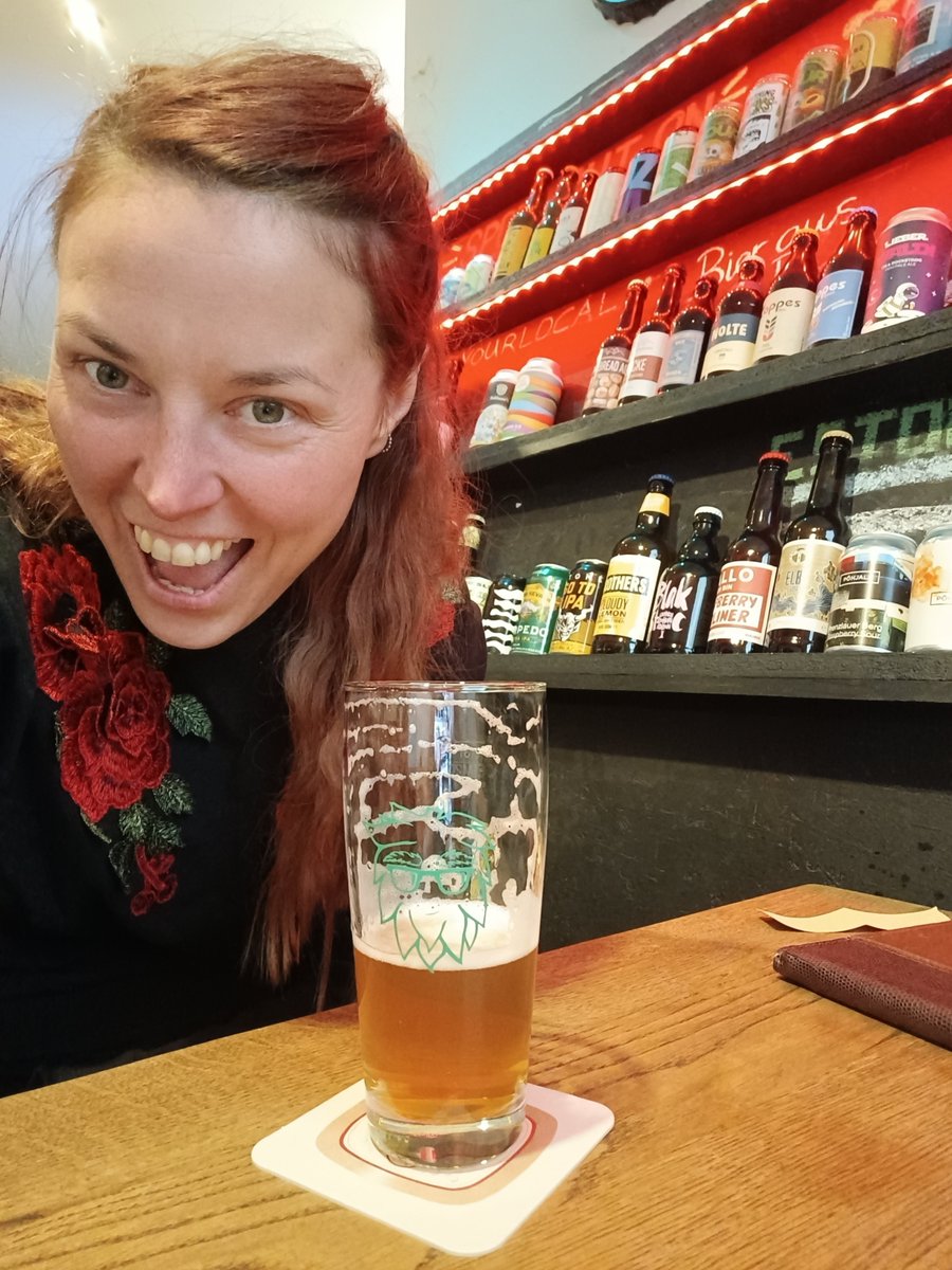 witchofthetest's tweet image. Prost Freunde und Freundinnen vom #agiletdbeerclub! @chrissbaumann @TanteMara81 @TG2G @AgentAJay 

Und Spaß dabei!

Special shout-out to @MlleSophiePofie... I&apos;m in your city 😅