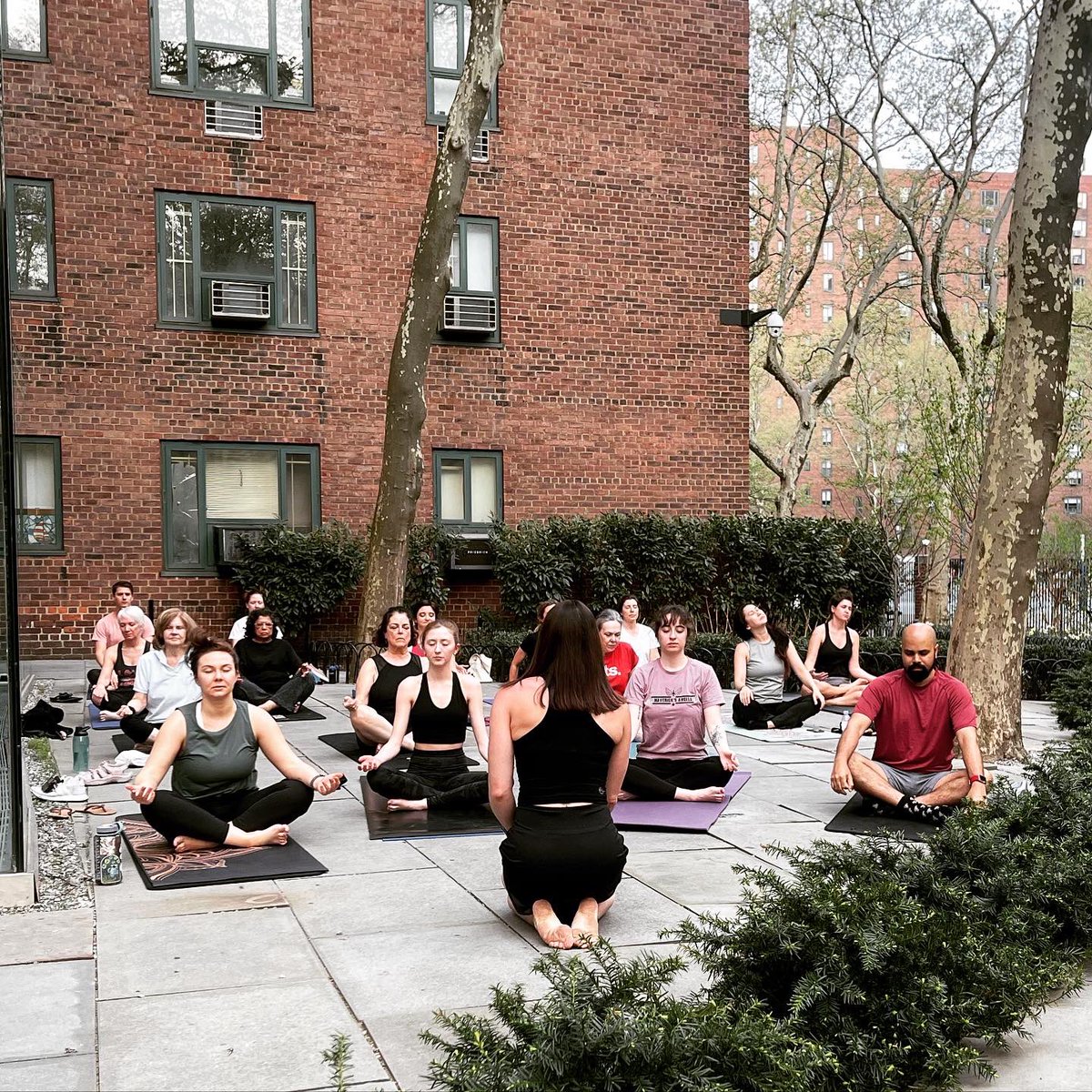 Spring is upon us #outdooryoga #yoga #nycyoga