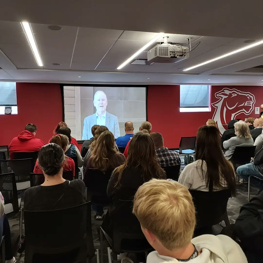 Hastings College tweet media