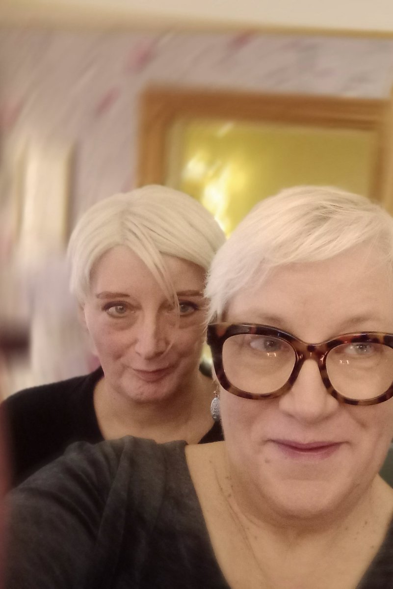 Mhairi Hunter 🏴 🇺🇦 🇵🇸 (@mhairihunter) on Twitter photo My twin sister Fiona died last night. Still feels unreal. V grateful to all at the Beatson Centre, particularly staff on ward 2B who let me move in to be with her on her final journey & gave her a peaceful, dignified & painless passing. Thank you. <a href="/Beatson_Charity/">Beatson Cancer Charity</a> <a href="/NHSScotland/">Office of the Chief Executive NHSScotland</a> My twin sister Fiona died last night. Still feels unreal. V grateful to all at the Beatson Centre, particularly staff on ward 2B who let me move in to be with her on her final journey & gave her a peaceful, dignified & painless passing. Thank you. <a href="/Beatson_Charity/">Beatson Cancer Charity</a> <a href="/NHSScotland/">Office of the Chief Executive NHSScotland</a>