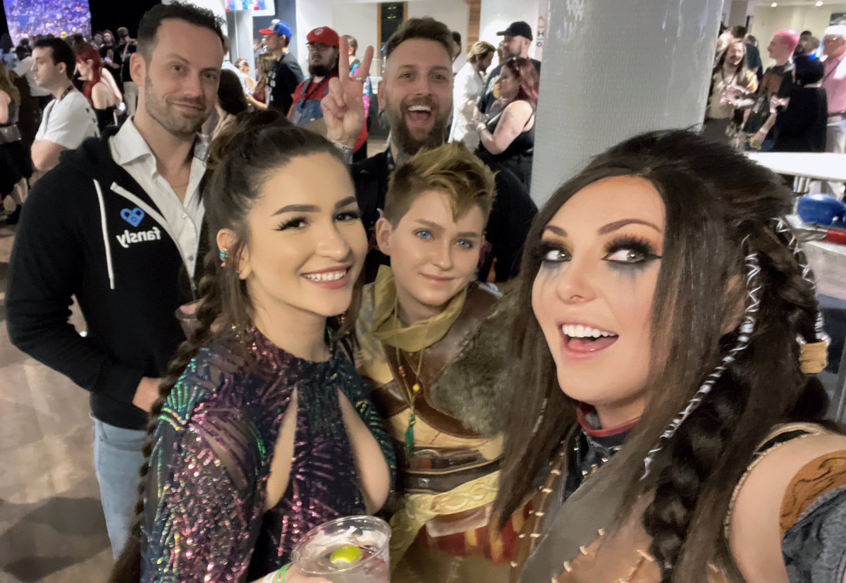 Jessica on Twitter: "MISS @fandybtw 😭🧡"