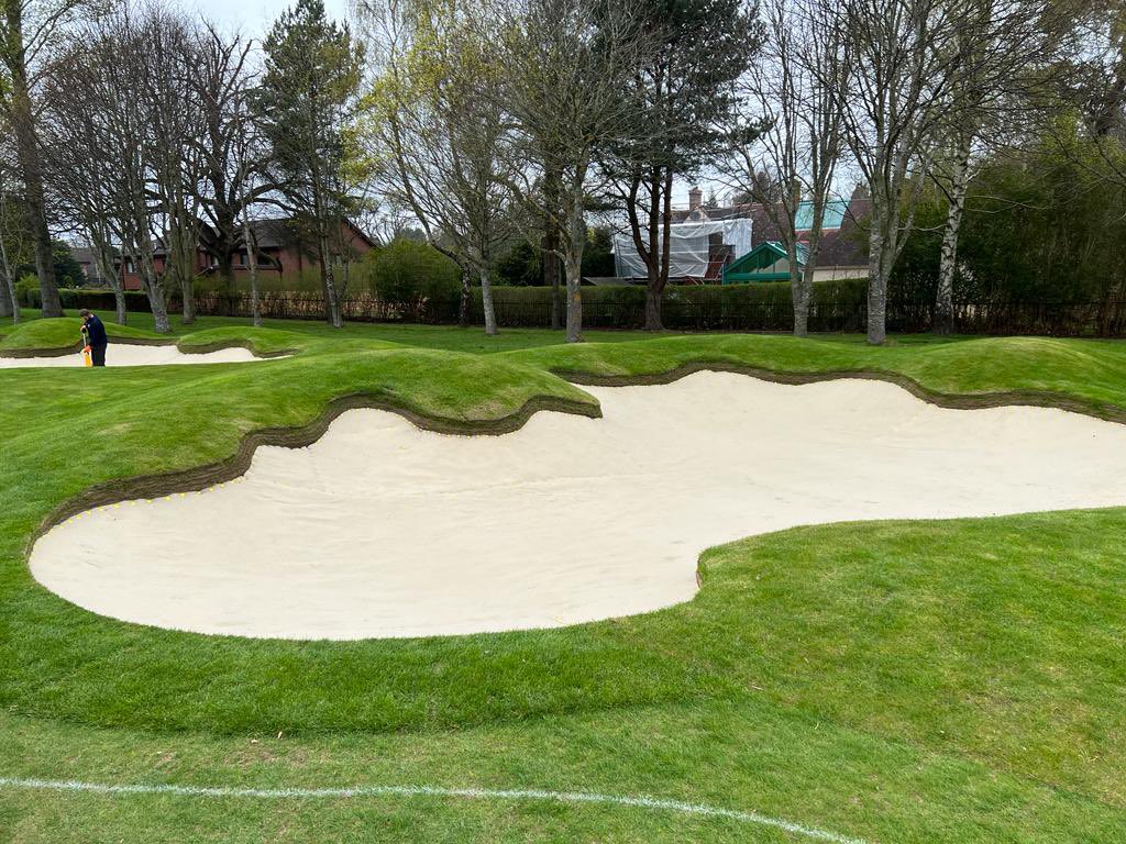 BunkerMat_com's tweet photo. Team up @TheRoyalBurgess today, 8 bunkers #RetroFit #BunkerMat working with @Greentech_Ltd. Great spot and we do love to see a bit of wildlife roaming. @TurfMatters @UKGolfClubs #BunkerLiners #GolfCourses #GolfConstruction #BuildingBunkersBetter https://t.co/4DOqSW4ygs