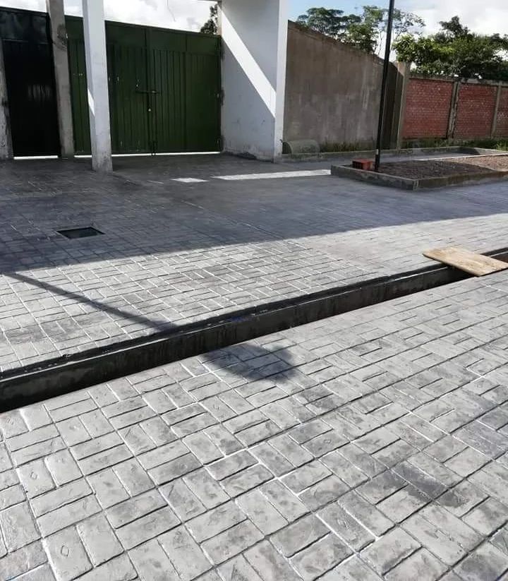 oniria_arquitec's tweet image. Piso de adoquin de concreto estampado color natural.
.
.
.
#concretoestampado #estampadoenconcreto #stampedconcrete #adoquin #pisosdevereda instagr.am/p/CrJFGA2uLVN/