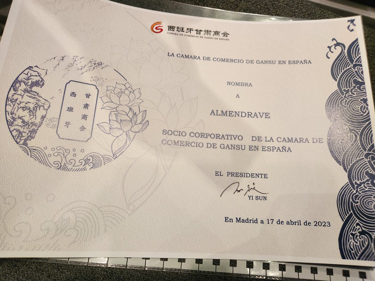 Almendrave tweet media