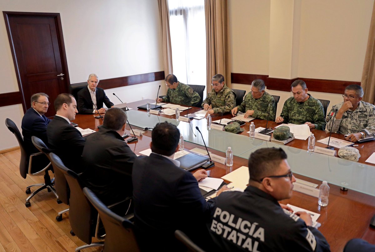 Iniciamos la semana en reunión con el Grupo de Coordinación Territorial para la Construcción de la Paz del #Edoméx.