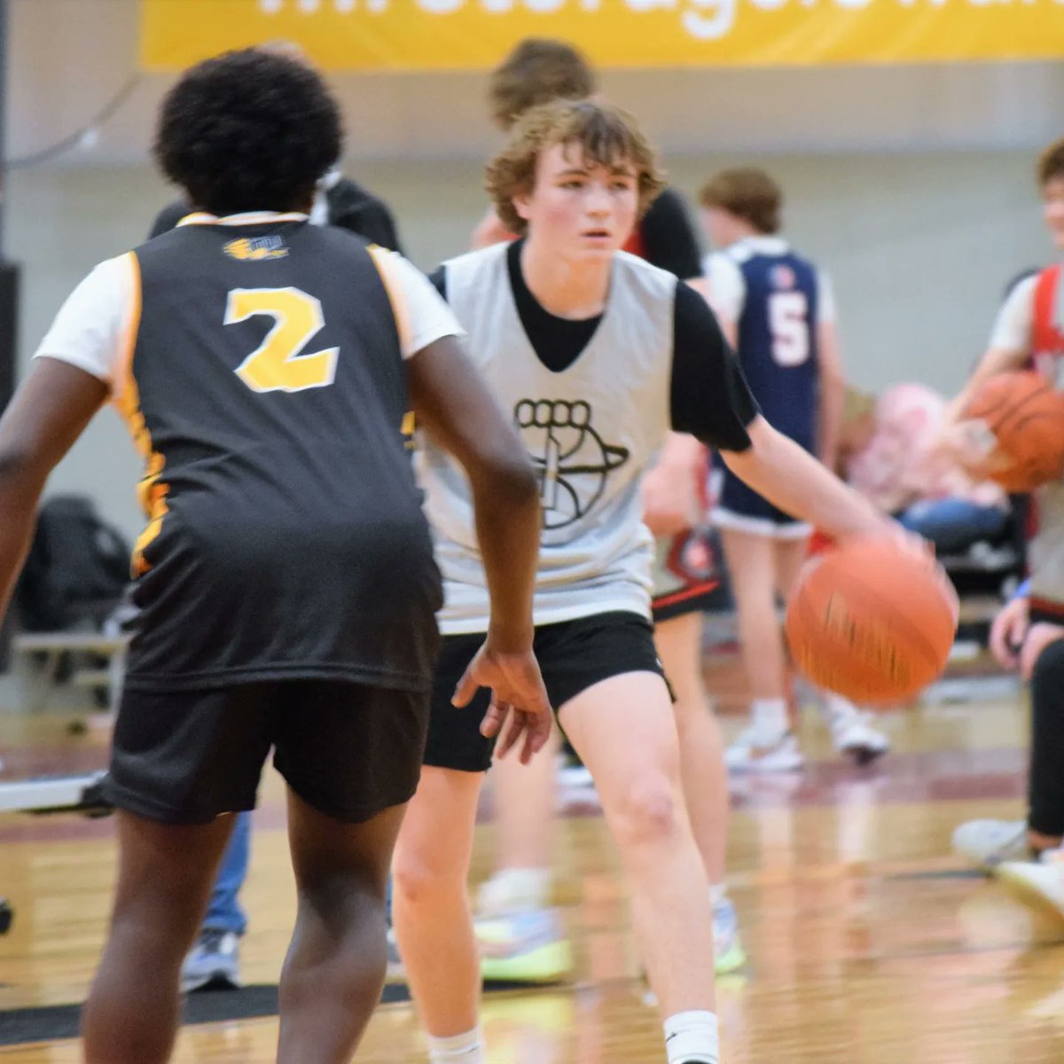 Waukee JAM Basketball Club (@waukeejam) on Twitter photo Standout performances from our '26 boys this weekend. <a href="/WaukeeNWBBall/">Waukee Northwest Boys Basketball</a> @TysonDa36181629 led us in scoring & his brother <a href="/JacksonDavis429/">Jackson Davis</a> led in rebounds/blocks. <a href="/ankenyhawkhoops/">Ankeny Basketball</a> <a href="/NotzBrody/">Brody Notz</a> led in 3's made & <a href="/WintersetHoops/">Husky Hoops</a> <a href="/wesmckinney21/">Wesley Mckinney</a> led in steals.
@NXTPROIA <a href="/PrepHoopsIA/">Prep Hoops Iowa</a> Standout performances from our '26 boys this weekend. <a href="/WaukeeNWBBall/">Waukee Northwest Boys Basketball</a> @TysonDa36181629 led us in scoring & his brother <a href="/JacksonDavis429/">Jackson Davis</a> led in rebounds/blocks. <a href="/ankenyhawkhoops/">Ankeny Basketball</a> <a href="/NotzBrody/">Brody Notz</a> led in 3's made & <a href="/WintersetHoops/">Husky Hoops</a> <a href="/wesmckinney21/">Wesley Mckinney</a> led in steals.
@NXTPROIA <a href="/PrepHoopsIA/">Prep Hoops Iowa</a>