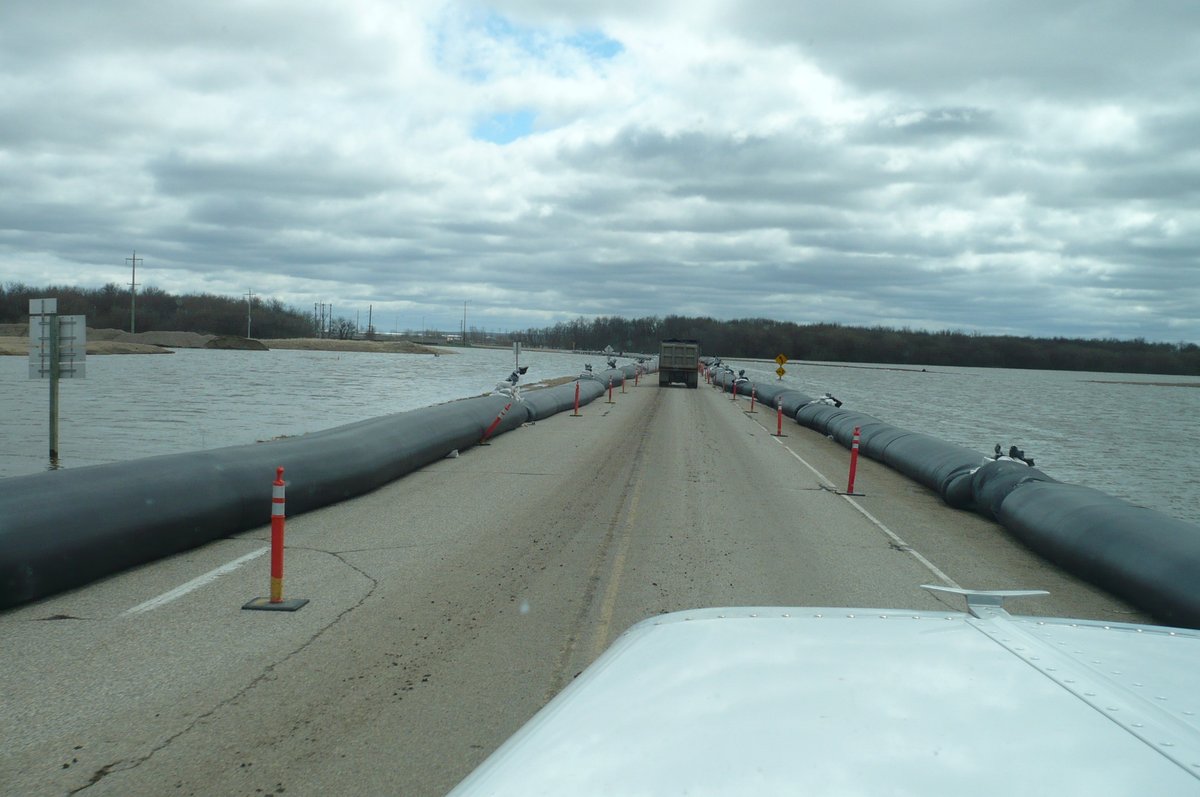 LayfieldContain's tweet photo. Floods are Canada's most costly natural disasters in terms of property damage. The potential for flooding can occur in any region at any time of the year. Learn how AquaDam® can help mitigate the effects of floods: https://t.co/YqgQkPJKry https://t.co/YHoTV1dR5t