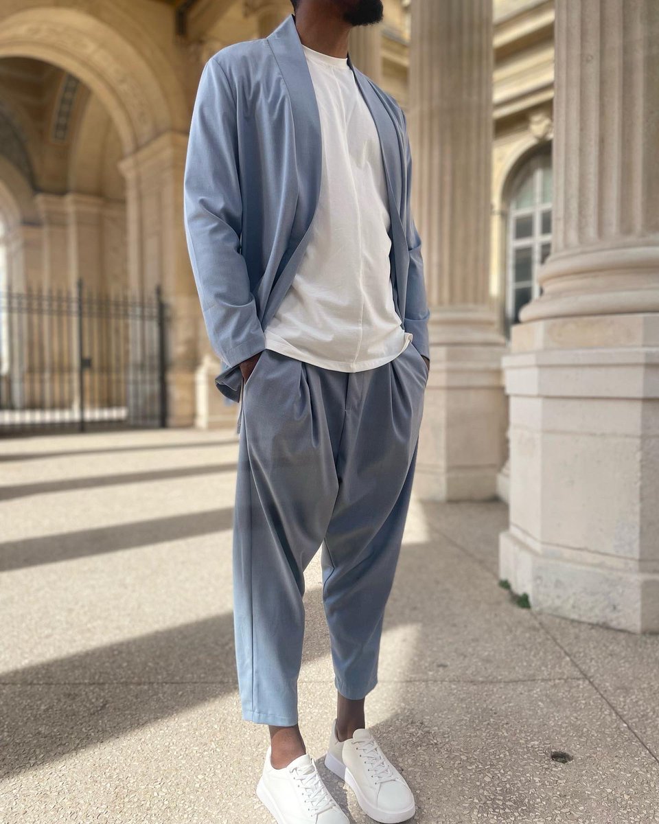 EMIR_STORE's tweet photo. 👌🏽L'ENSEMBLE NORAGI
Un haut inspiré d’un vêtement japonais dont la coupe fait penser à un kimono court : La veste Noragi.
👍🏽Vêtement des classes rurales et modestes, c’est le workwear à la japonaise.
#noragi https://t.co/jhoAp3gWUA