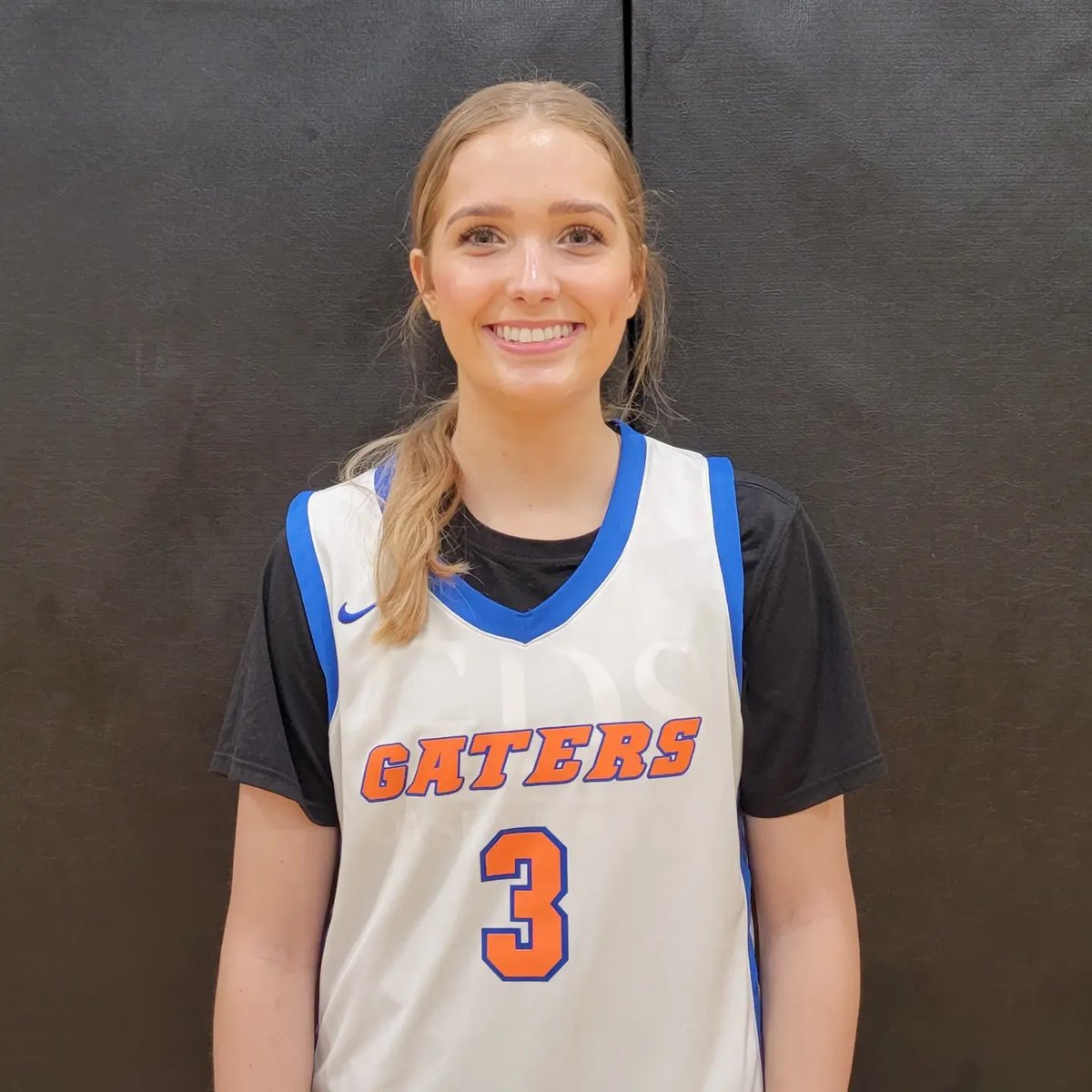 CGHRMedia (@cghrmedia) on Twitter photo 🏀 #CGHRMedia
NORTH CAROLINA
🚨 FRONTCOURTS 🚨
<a href="/LadyGatersBB/">Lady Gaters</a> - 2024 - 6'4" - Post - <a href="/Maja_Rohkohl/">Maja</a> - <a href="/GreensboroDay/">Greensboro Day School</a>
<a href="/LadyGatersBB/">Lady Gaters</a> - 2025 - 6'1" - Forward - <a href="/lizwyrick3/">Liz Wyrick</a> - <a href="/GreensboroDay/">Greensboro Day School</a>
Going to make #Major Noise in #TN this week @ #ApacheMemorial
#CarolinaGirlsHoopsReport 🏀 #CGHRMedia
NORTH CAROLINA
🚨 FRONTCOURTS 🚨
<a href="/LadyGatersBB/">Lady Gaters</a> - 2024 - 6'4" - Post - <a href="/Maja_Rohkohl/">Maja</a> - <a href="/GreensboroDay/">Greensboro Day School</a>
<a href="/LadyGatersBB/">Lady Gaters</a> - 2025 - 6'1" - Forward - <a href="/lizwyrick3/">Liz Wyrick</a> - <a href="/GreensboroDay/">Greensboro Day School</a>
Going to make #Major Noise in #TN this week @ #ApacheMemorial
#CarolinaGirlsHoopsReport