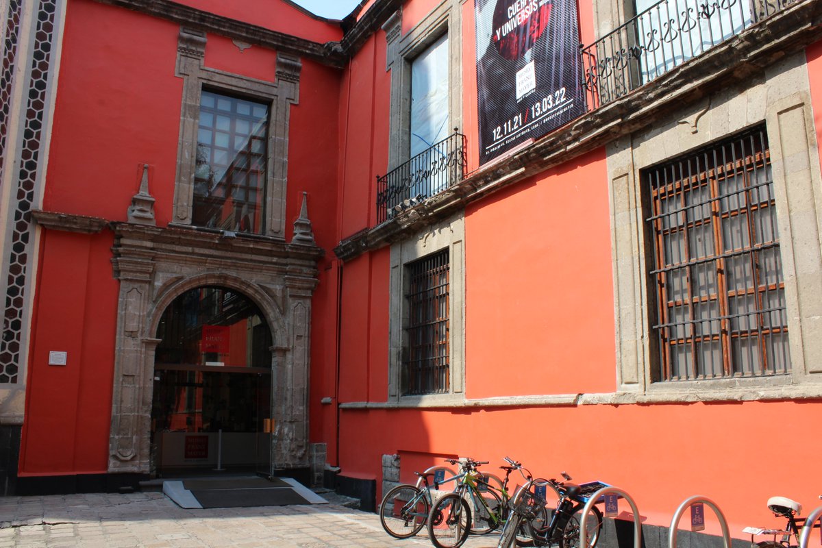 turismocdmx's tweet photo. 📚Museo Franz Mayer ⏳

Este recinto en el Centro Histórico es uno de los sitios #ImperdiblesCDMX.
Ven a conocerlo y aprecia las exposiciones de arte itinerantes, su bello patio central y su fascinante biblioteca histórica.

Conoce más en 👇https://t.co/1gHZOTgIbI https://t.co/FcF23J8bw1