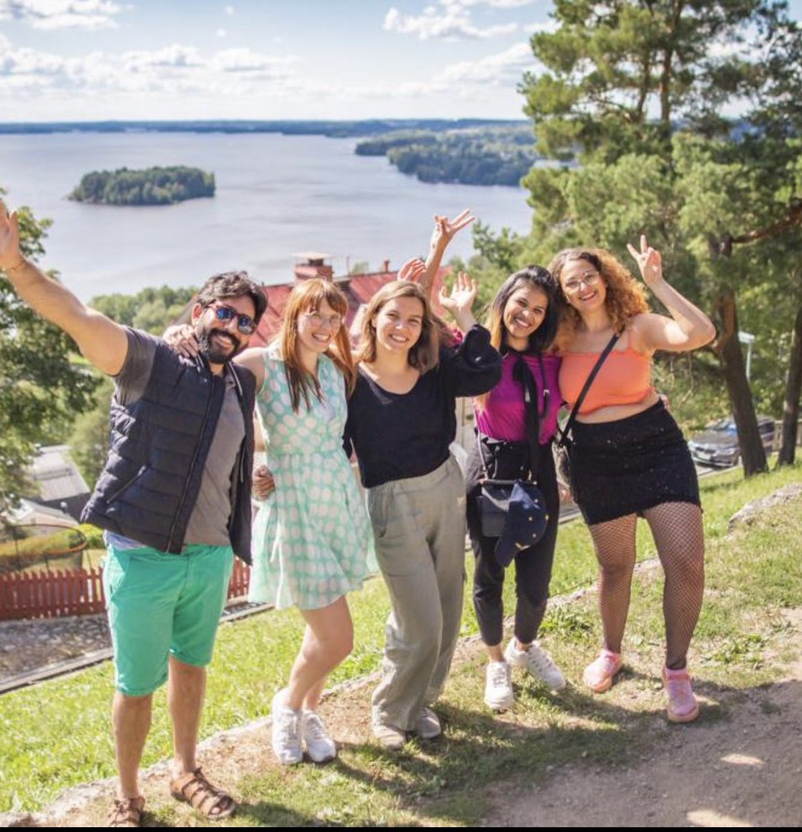 IkonenAK's tweet photo. Kansainvälisten osaajien houkuttelu vaatii mm. sujuvia palveluita ja vastaanottavaista uutta kotikaupunkia. #Tampere'en kaupunginhallitus hyväksyi tänään Welcoming City -ohjelman, jolla parannetaan kansainvälisten osaajien intoa tulla Tampereelle ja asettua tänne. https://t.co/vpmJMxXa06