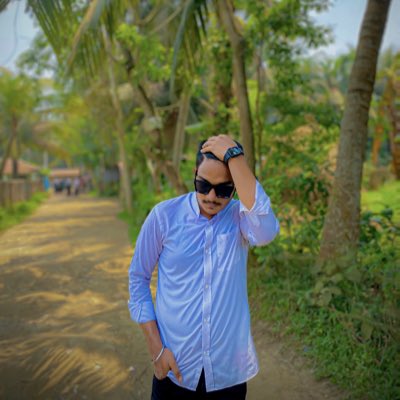 Somrat___09's tweet photo. #NewProfilePic https://t.co/bZUWia0etu
