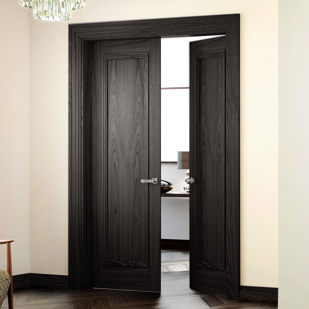 CheshireGlassCo's tweet photo. Check out these two examples from our bespoke 'Classic' collection of timber doors in luxurious fumed oak. Elevate your interiors with timeless elegance, captivating dark finishes, and exceptional craftsmanship for lasting beauty. #BespokeDoors #InteriorDesign #cbgd https://t.co/deRGXkNmw3