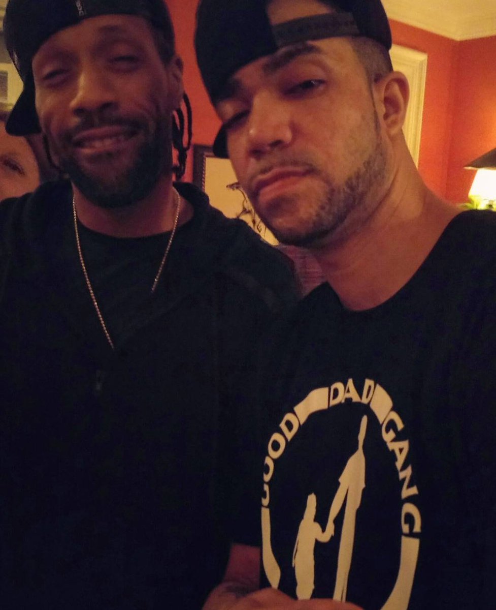 DeadeyeSTdot's tweet photo. Happy Birthday Big Unc @therealredman Cheers to many more 💨💨💨💨💨💨💨💨💨💨
#Fried Ps. "Sour Power V.4" is Now Loading..#GillaHouse #STdaSquad https://t.co/zqj8HBKp0M