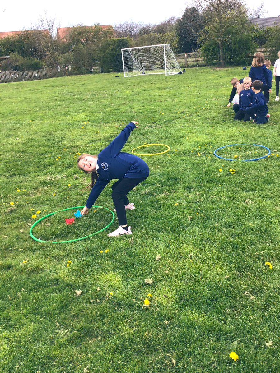 M1ssCunningh4m's tweet photo. Year 1/2 really enjoyed having a sports competition today in PE! We showed great team spirit and sportsmanship 🎾 #TockPE #TockY1 #TockY2 @Tockwithcofe https://t.co/0hJ4w7x0Nc