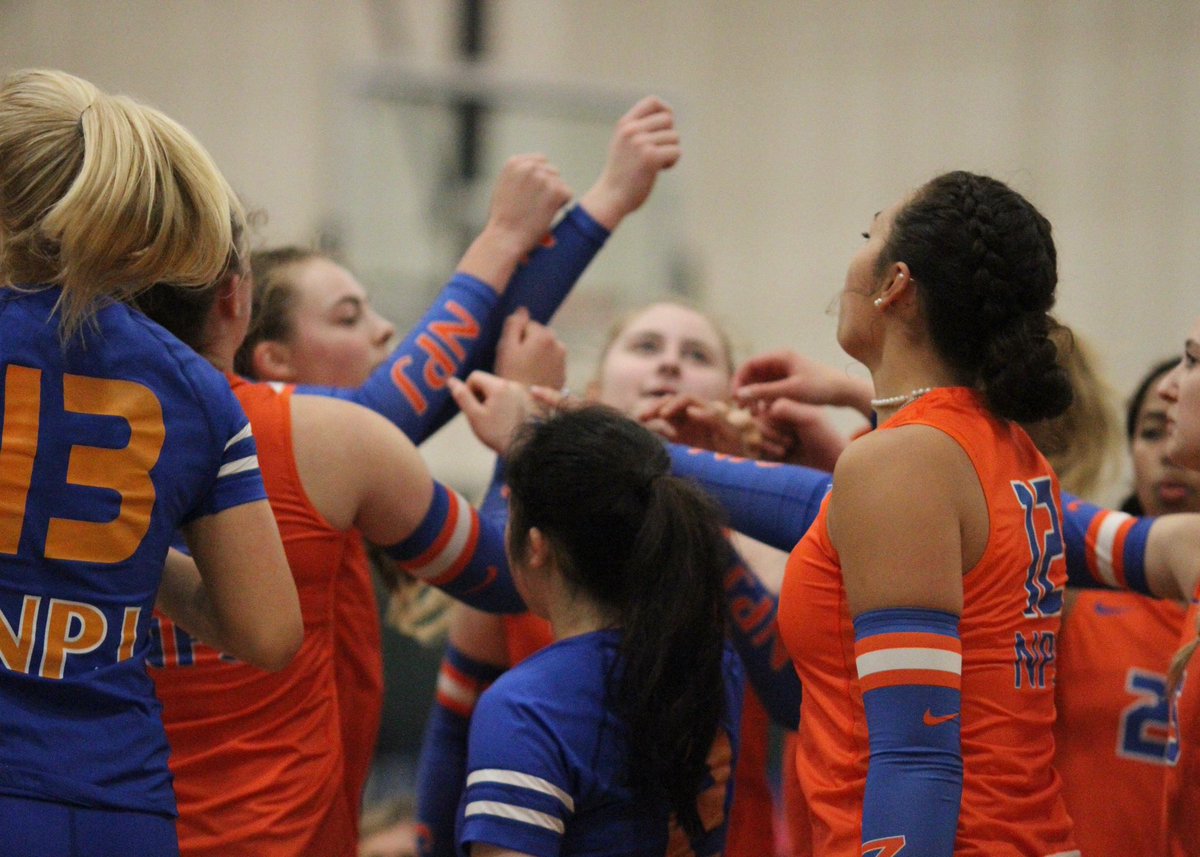 NPJCLUB's tweet photo. 18 Forefront swept the open power league and didn’t drop a set the entire season!! 💪🧹
#npj #cleansweap #forefront #volleyball #powerleague https://t.co/e5vZSPK9rb