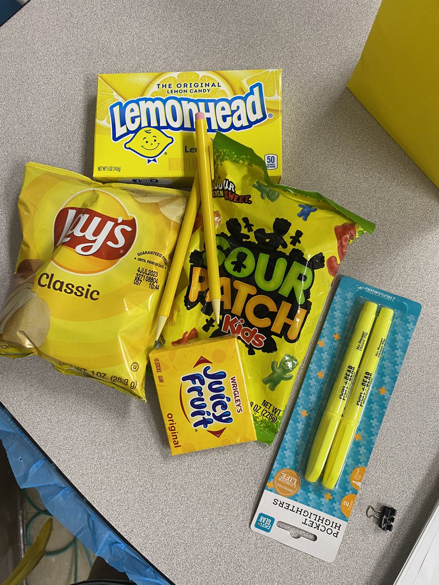 Ms.Stelly, M.Ed. (@stellyms) on Twitter photo Today, I received a sunshine box from the principal! Thanks for sharing a ray of sunshine ☀️ with me !!! <a href="/KeyMS_Cougars/">THE Francis Scott Key Middle School</a> Today, I received a sunshine box from the principal! Thanks for sharing a ray of sunshine ☀️ with me !!! <a href="/KeyMS_Cougars/">THE Francis Scott Key Middle School</a>
