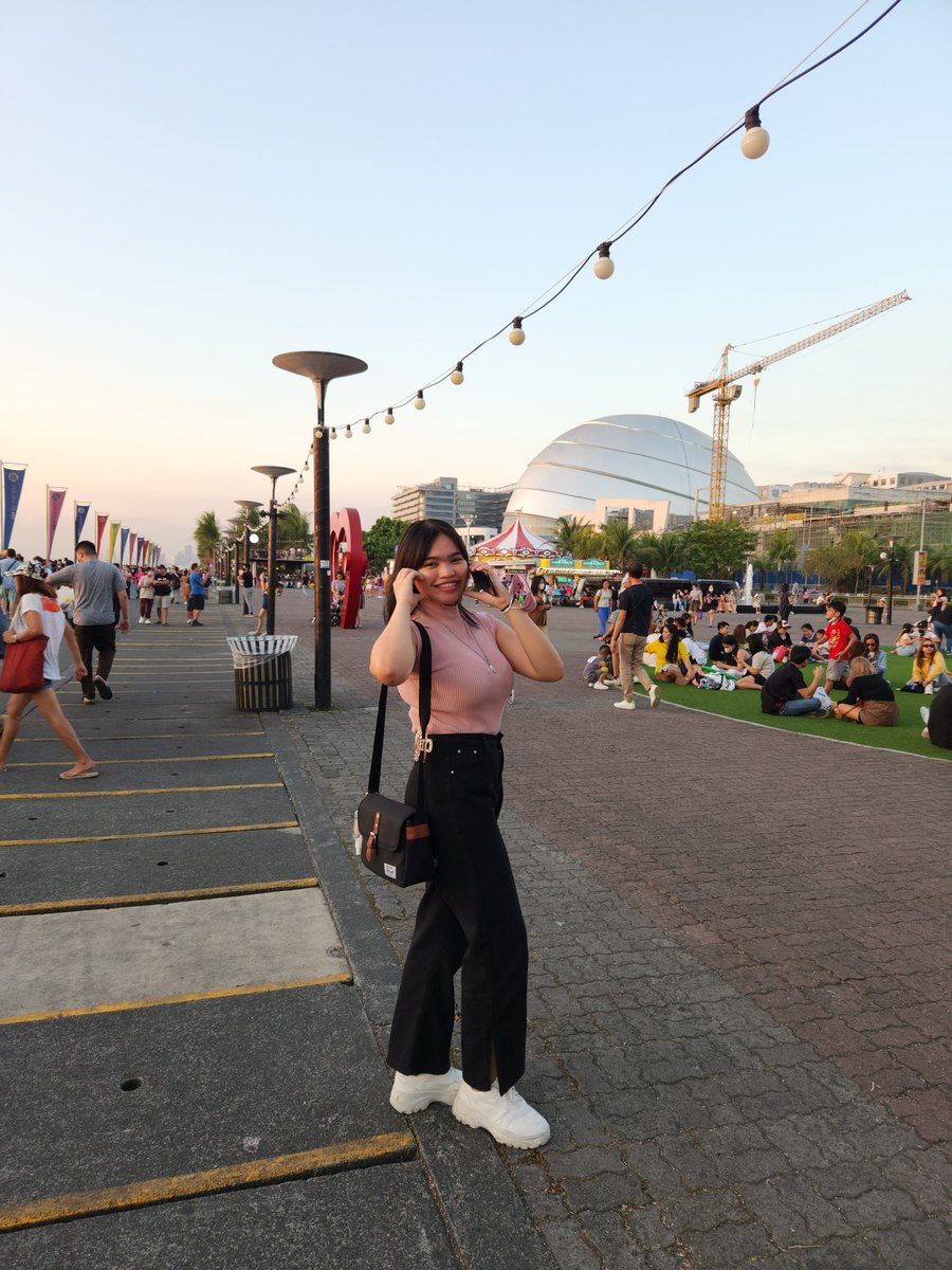 Jejeyps's tweet photo. Happy Birthday to you best girl in the universe! Welcome to the 21 club hehe I hope you enjoy your day today and I hope that you continue to be a blessing to others as much as you are to me. To more birthdays with you my starry night I love you so so much @fionakayee 💕💗❤️❤️ https://t.co/76LDDfmyrB