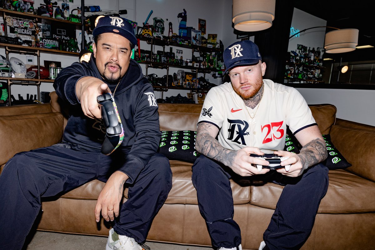 Texas Rangers tweet media